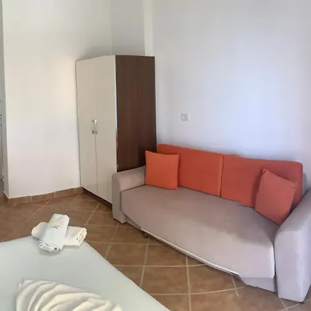Erjani 4*