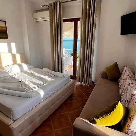 Erjani 4* Velipojë
